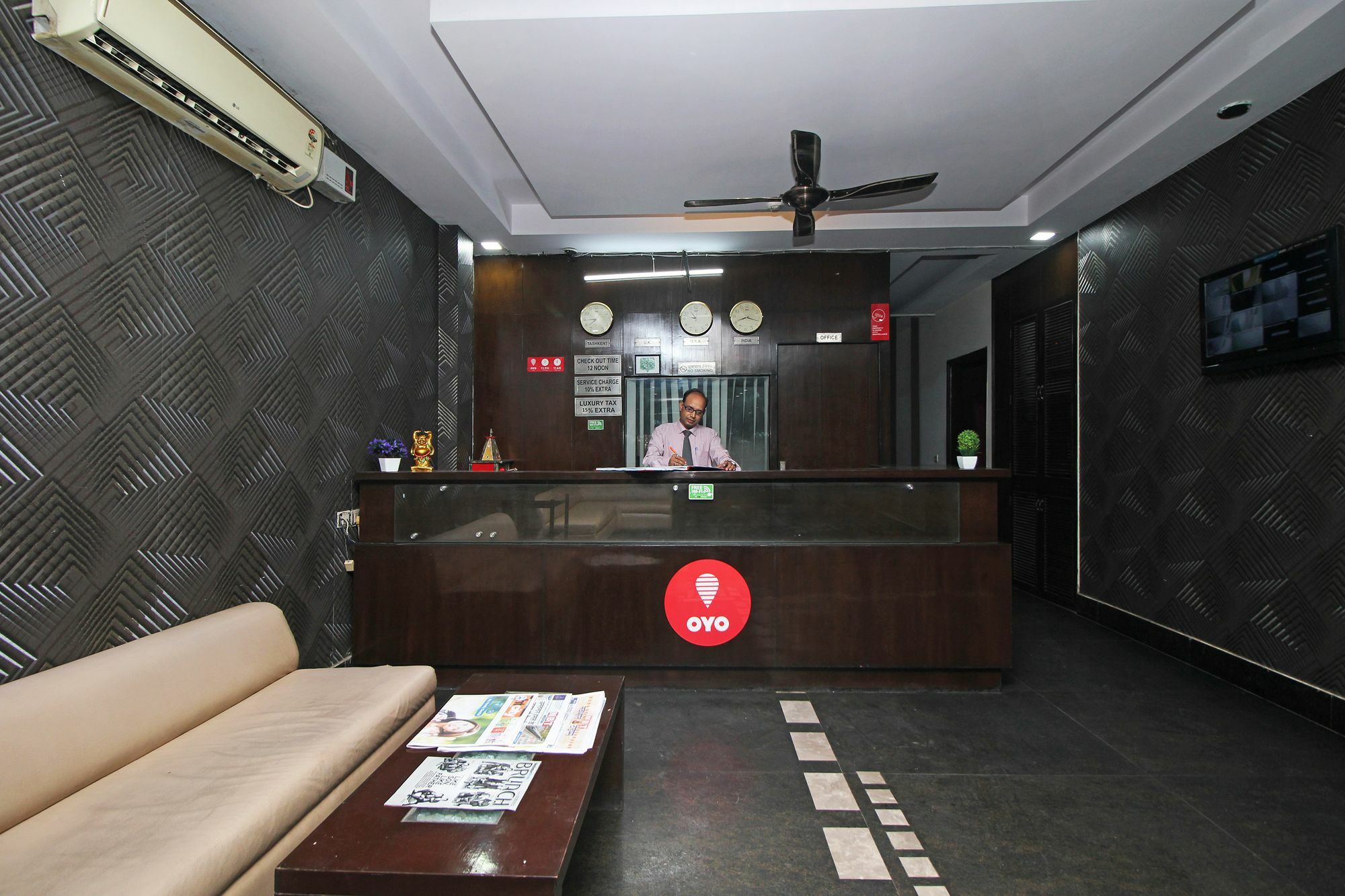 Oyo 9030 Hotel Delhi Airport Plaza نيودلهي المظهر الخارجي الصورة